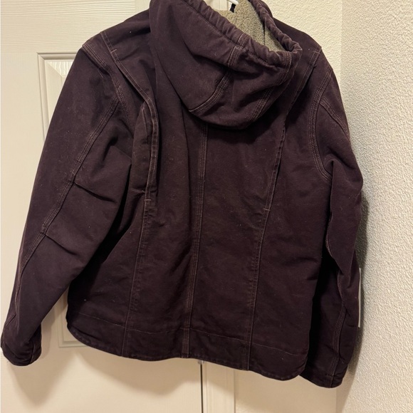 Carhartt Plum jacket for women💜 - Picture 3 of 5